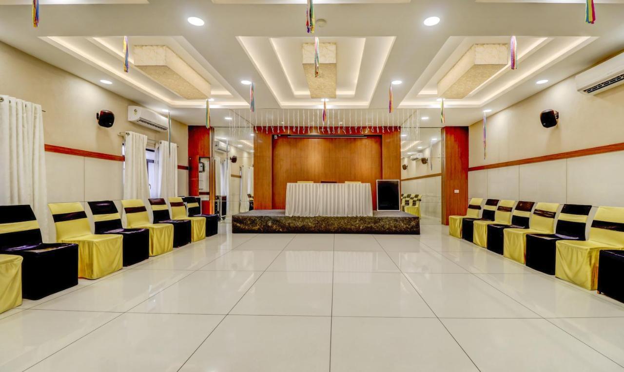 Hotel Luciya Kochi Exteriör bild