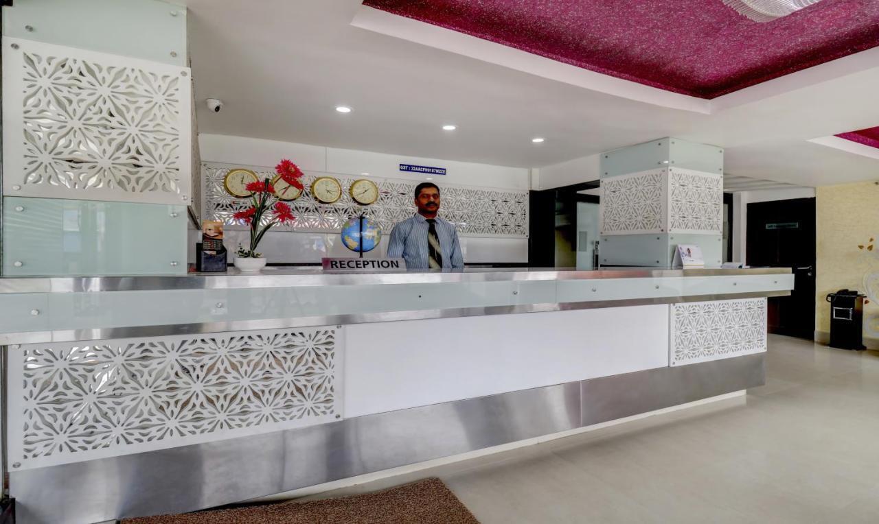 Hotel Luciya Kochi Exteriör bild